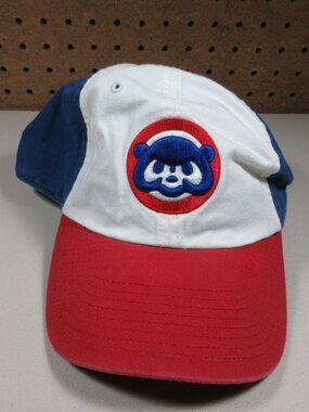 Twins Enterprise mens Chicago Cubs Cooperstown MLB hat M